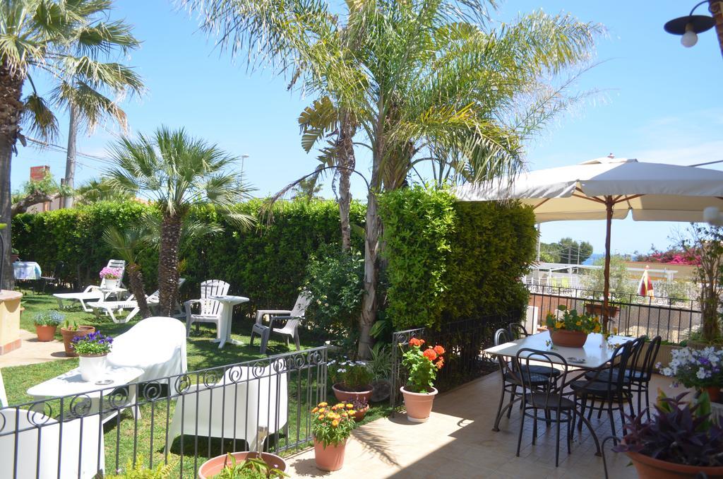 Ansise Guest House Lido di Noto Bagian luar foto